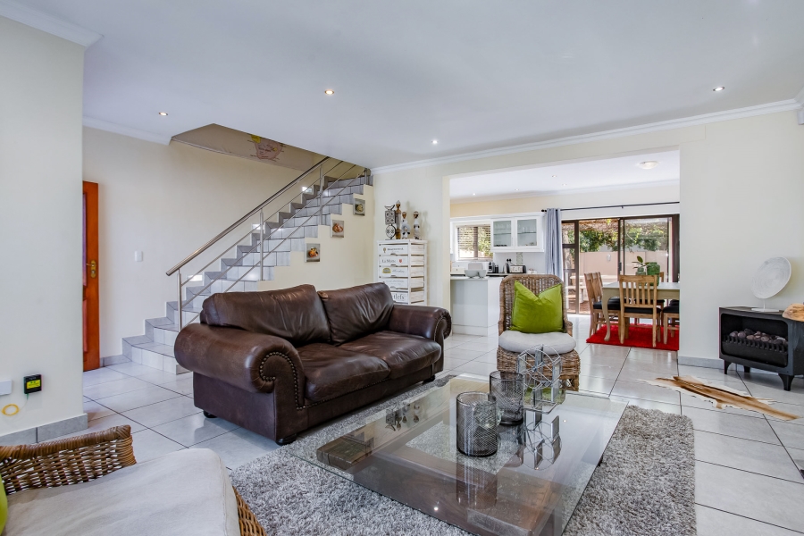 2 Bedroom Property for Sale in Franschhoek Western Cape